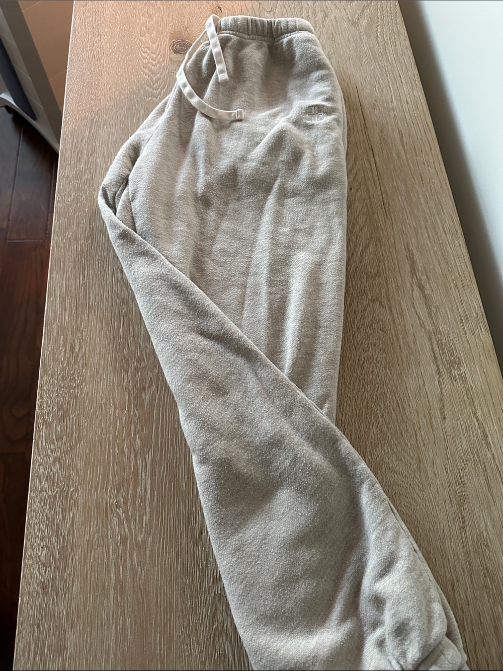 Eterne women’s Beige Cozy Fleece Jogger Pants